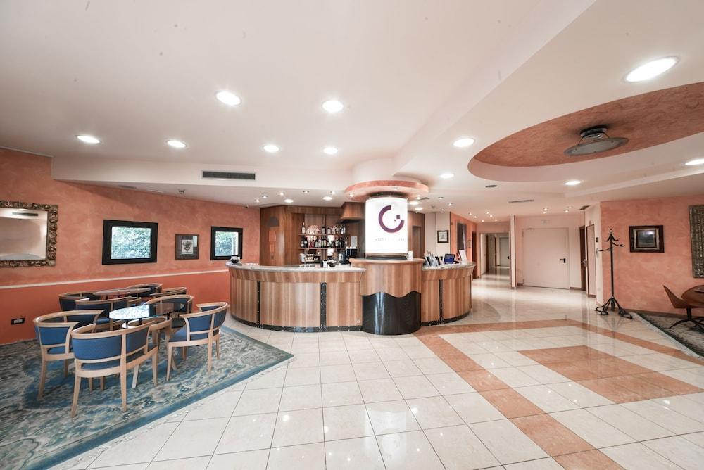 Hotel Guerro Кастелветро ди Модена Екстериор снимка