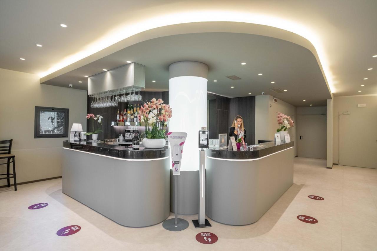 Hotel Guerro Кастелветро ди Модена Екстериор снимка