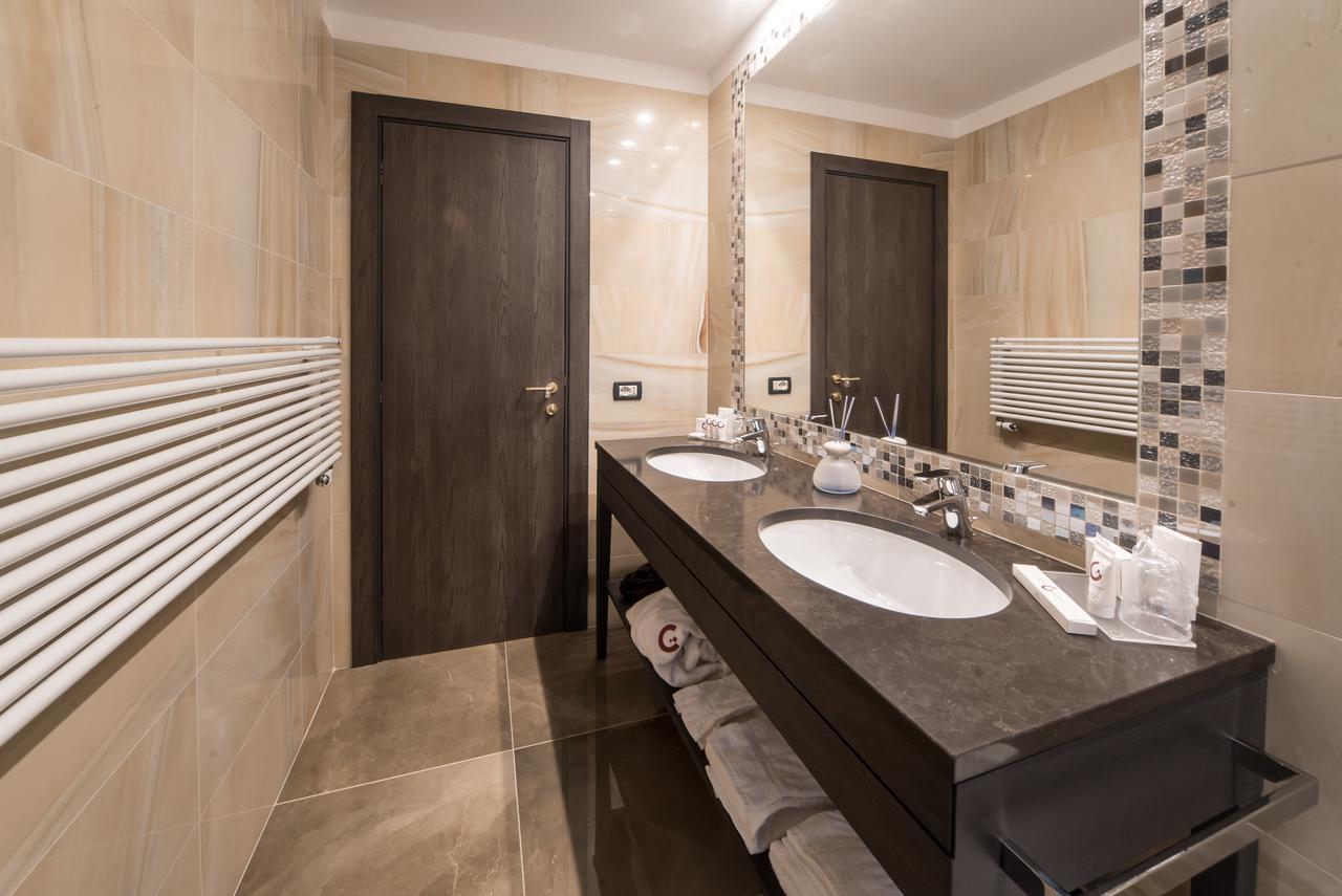 Hotel Guerro Кастелветро ди Модена Екстериор снимка